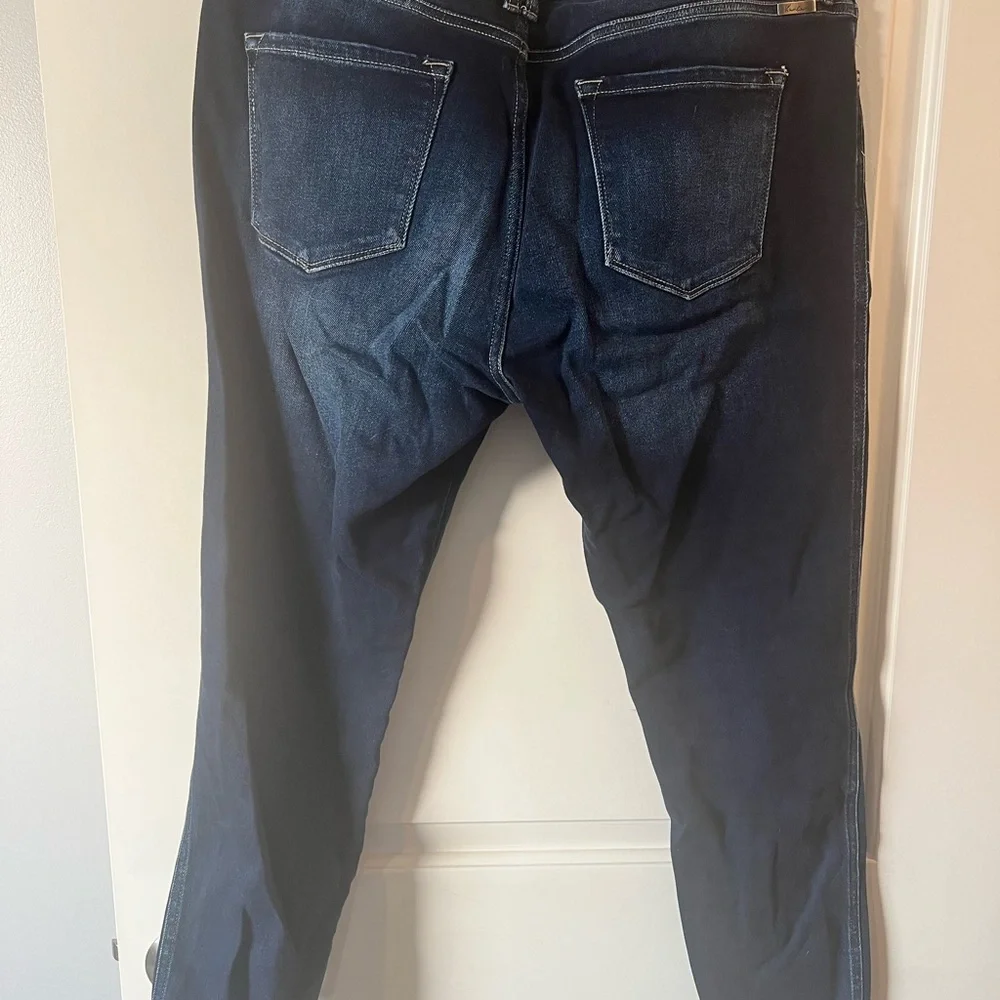 Kancan women’s distressed jeans size 32 - Picture 2 of 4